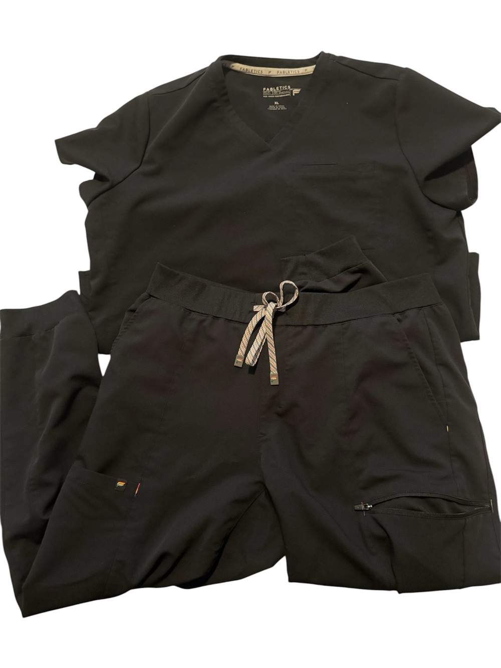 Women’s Fabletics Black Scrub Set
